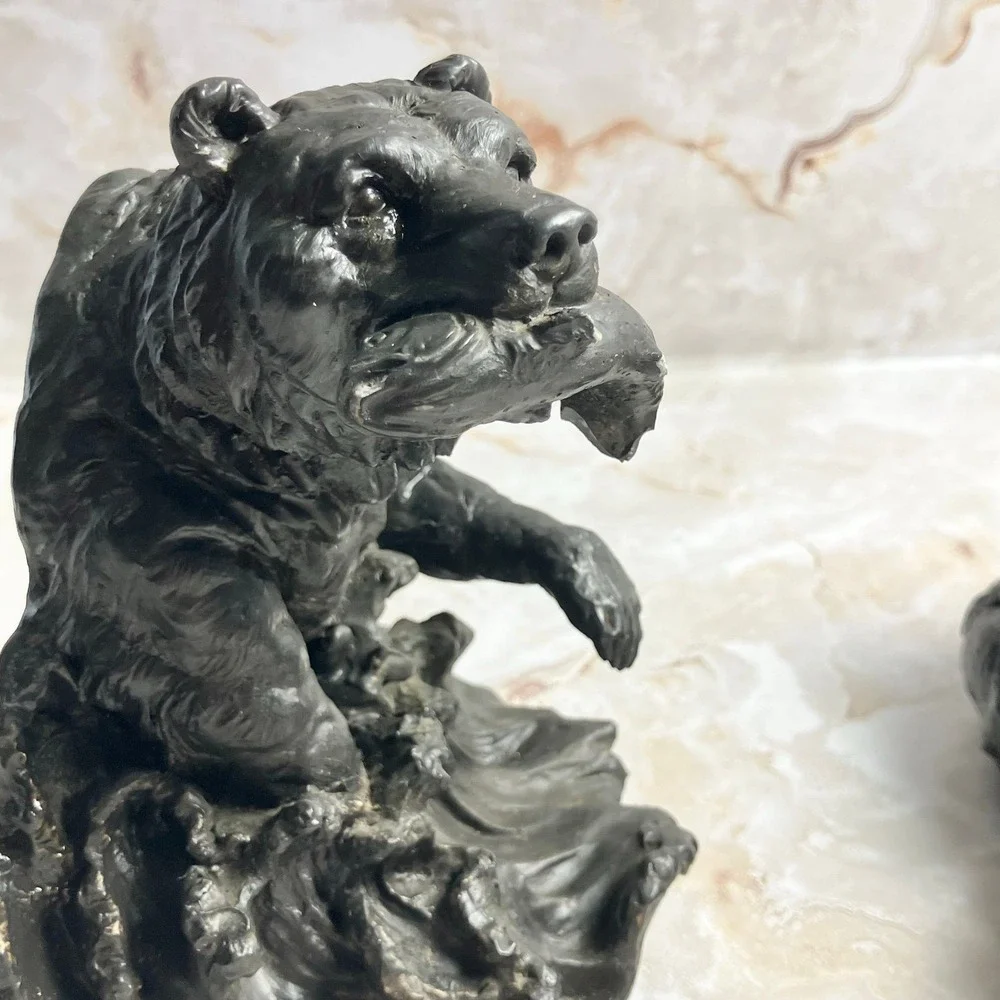 2000 Avery Creations Grizzly Bear Fishing Bookends Molded Resin Faux Bronze